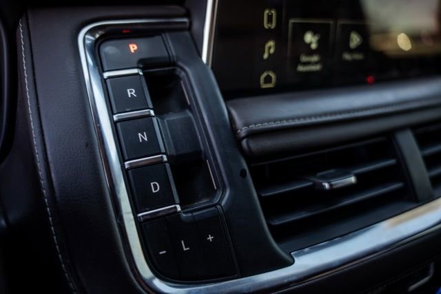 Used 2023 GMC Yukon SLE image 23