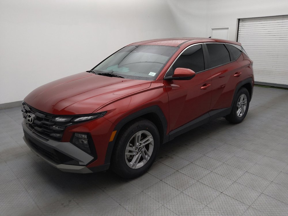 Used 2025 Hyundai Tucson SE FWD image 2