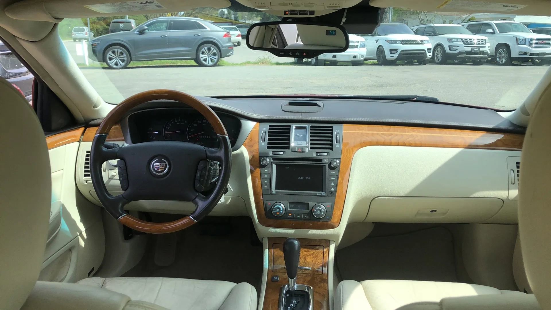 Used 2011 Cadillac DTS Platinum image 23