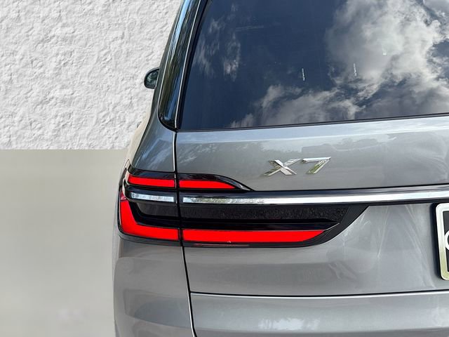 Used 2024 BMW X7 xDrive40i w/ Executive Package image 10
