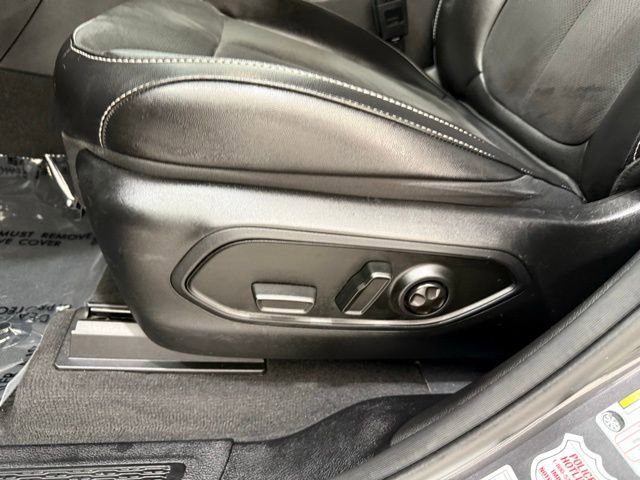 Used 2023 Jeep Grand Cherokee Altitude image 15