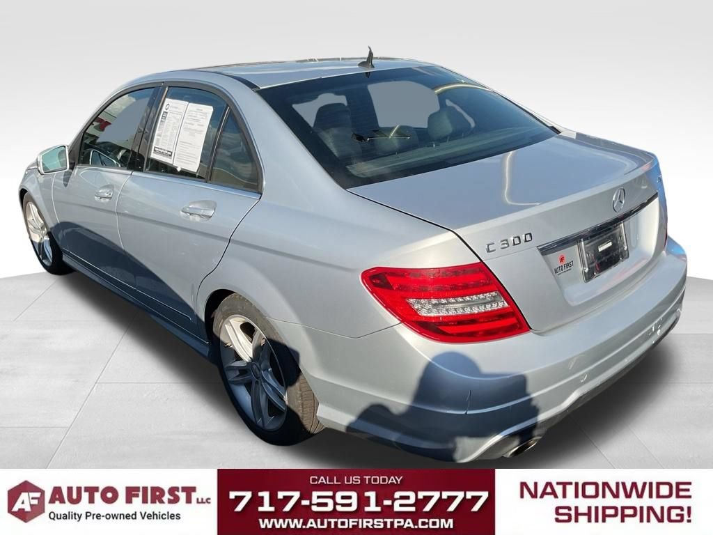 Used 2013 Mercedes-Benz C 300 4MATIC Sedan image 3