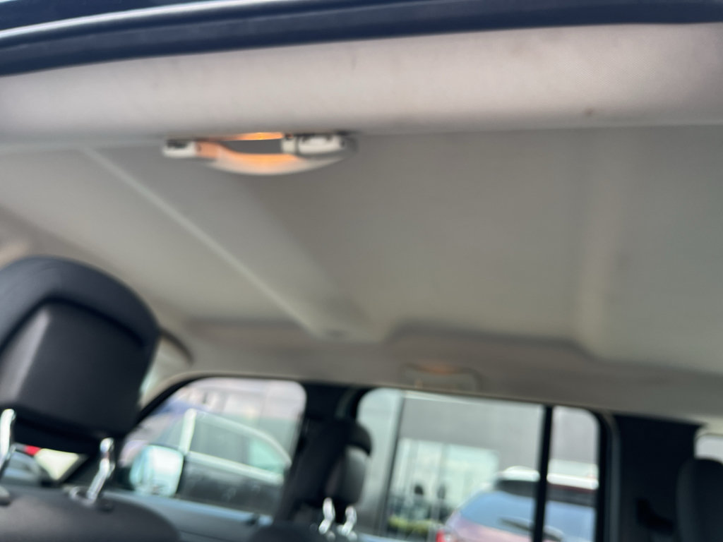 Used 2012 Jeep Liberty Sport AWD/4WD image 28