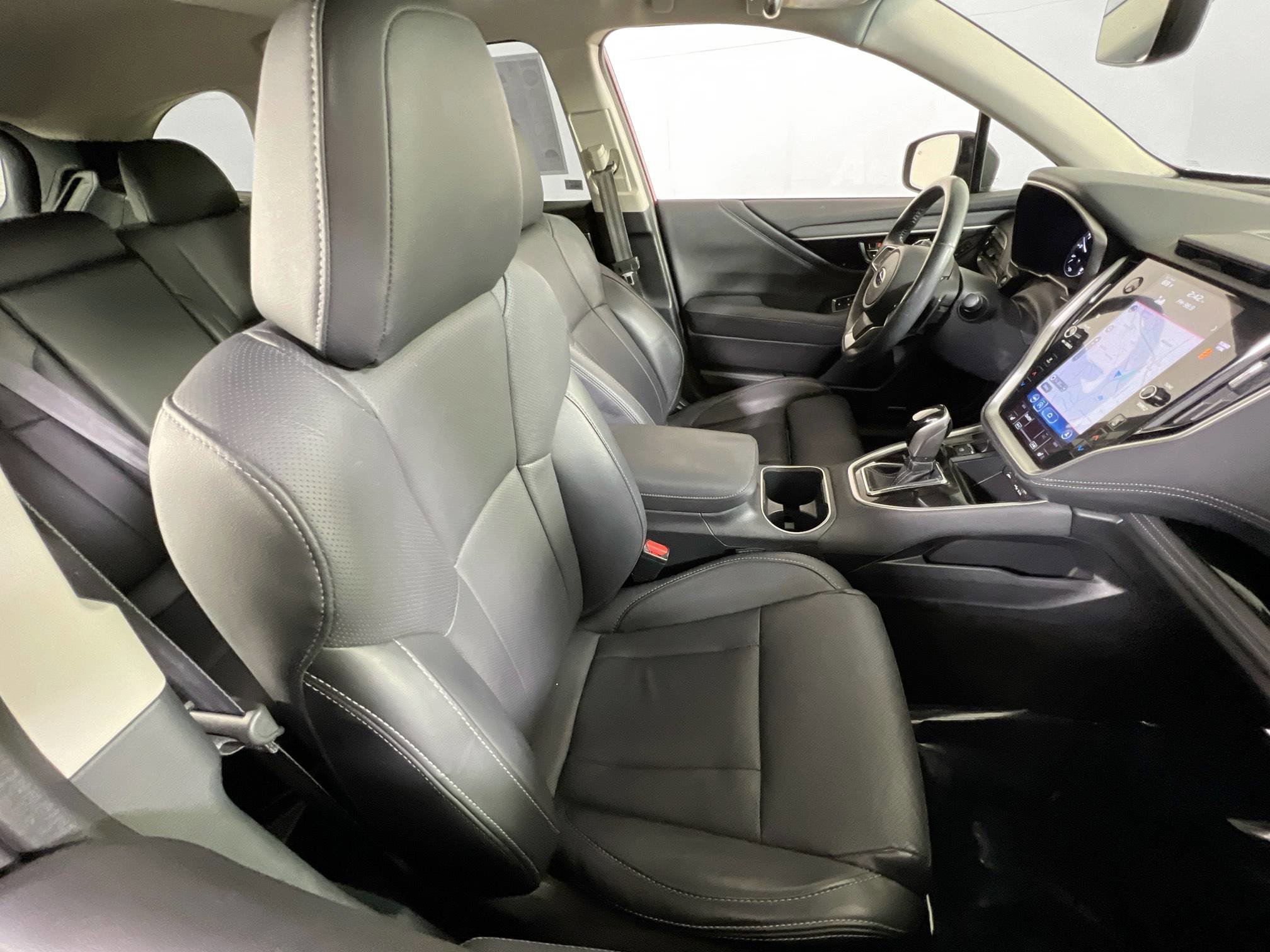 Used 2022 Subaru Outback Limited AWD/4WD image 28