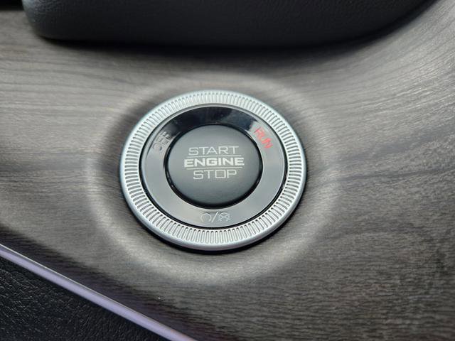 New 2025 Jeep Grand Cherokee L Limited w/ Luxury Tech Group II image 31