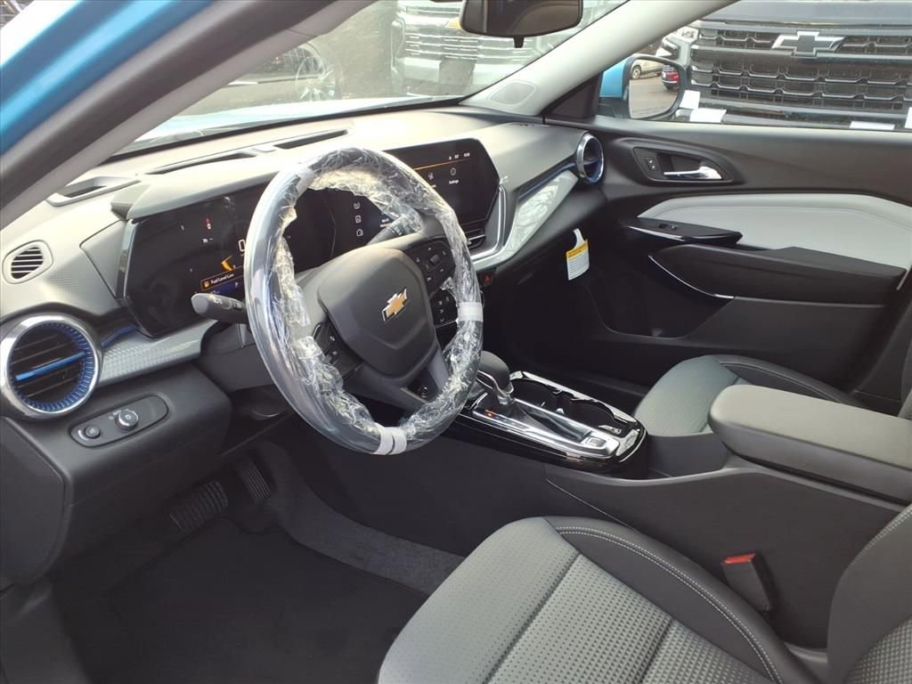 New 2026 Chevrolet Trax LT image 12