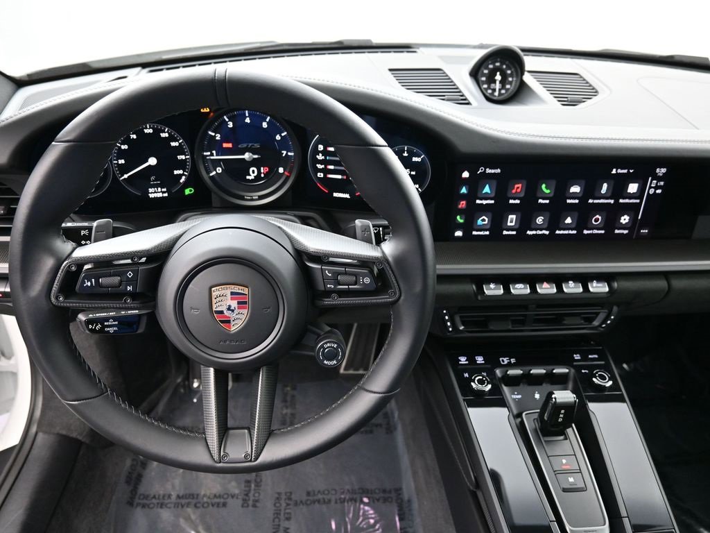 Used 2024 Porsche 911 Carrera GTS image 6