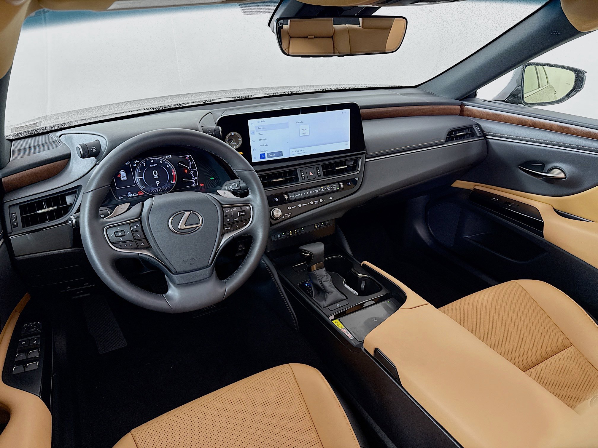 Certified 2024 Lexus ES 350 w/ Premium Package image 23