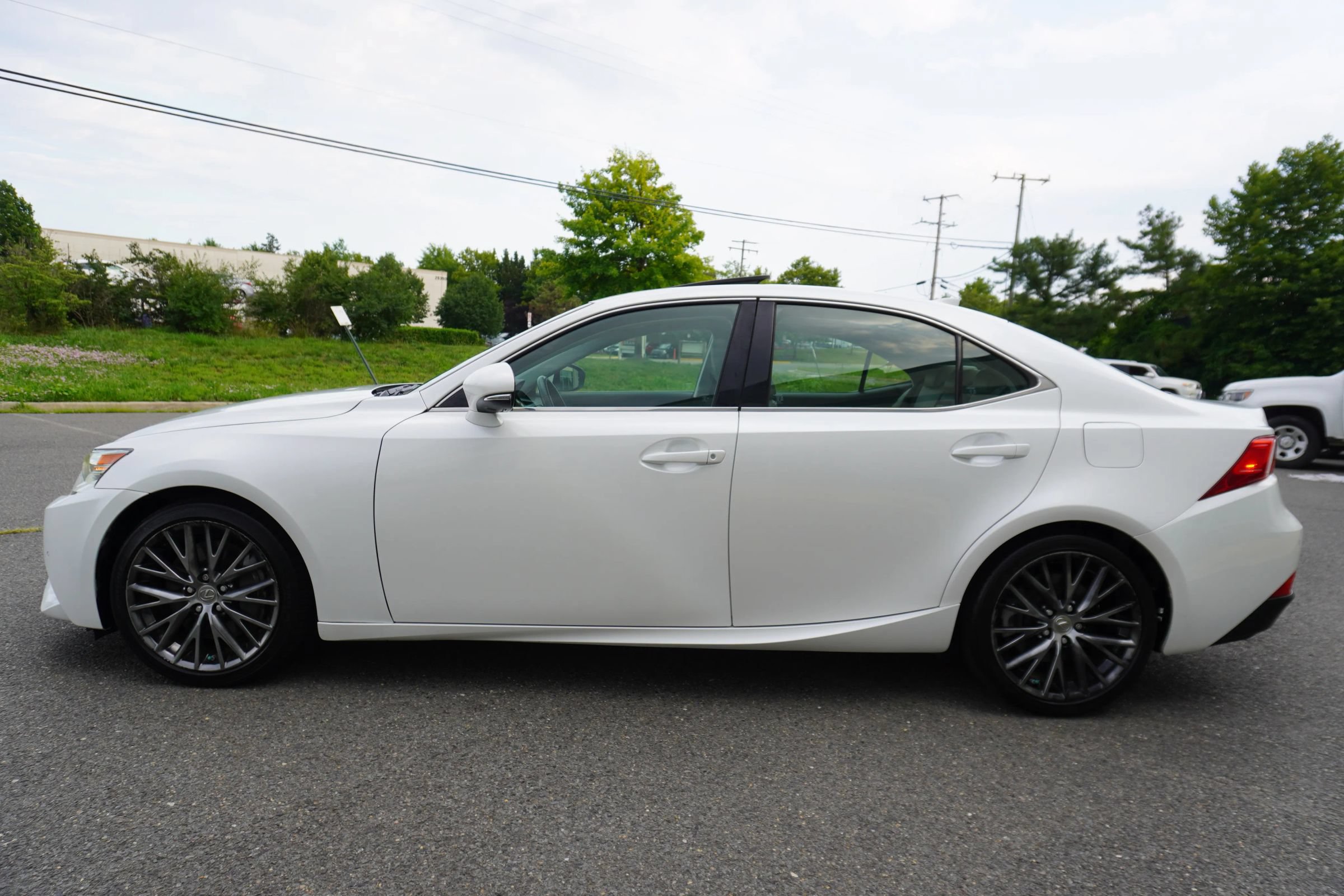 Used 2016 Lexus IS 200t w/ Navigation System Package RWD image 4