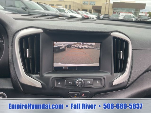 Used 2024 GMC Terrain SLE FWD image 22