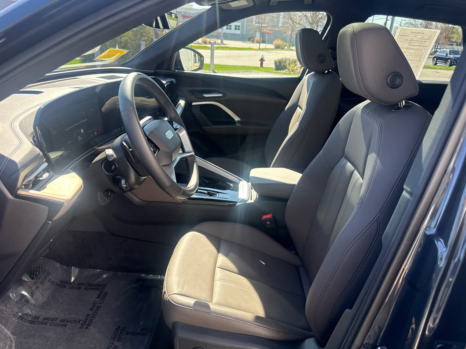 Certified 2025 Audi Q5 Premium w/ Convenience Package AWD/4WD image 8