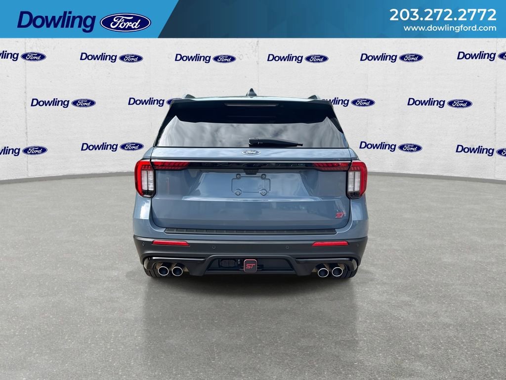 Used 2025 Ford Explorer ST AWD/4WD image 7