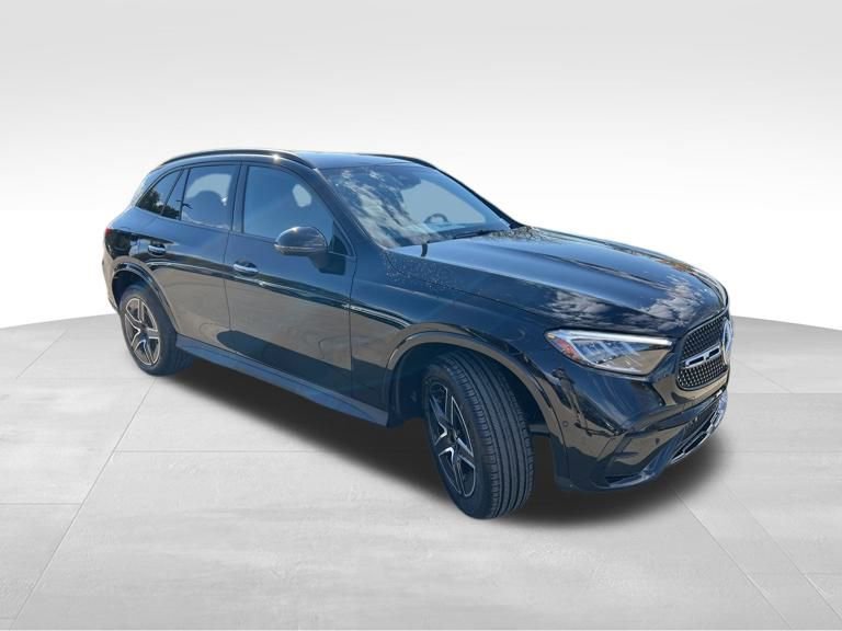 New 2026 Mercedes-Benz GLC 300 4MATIC