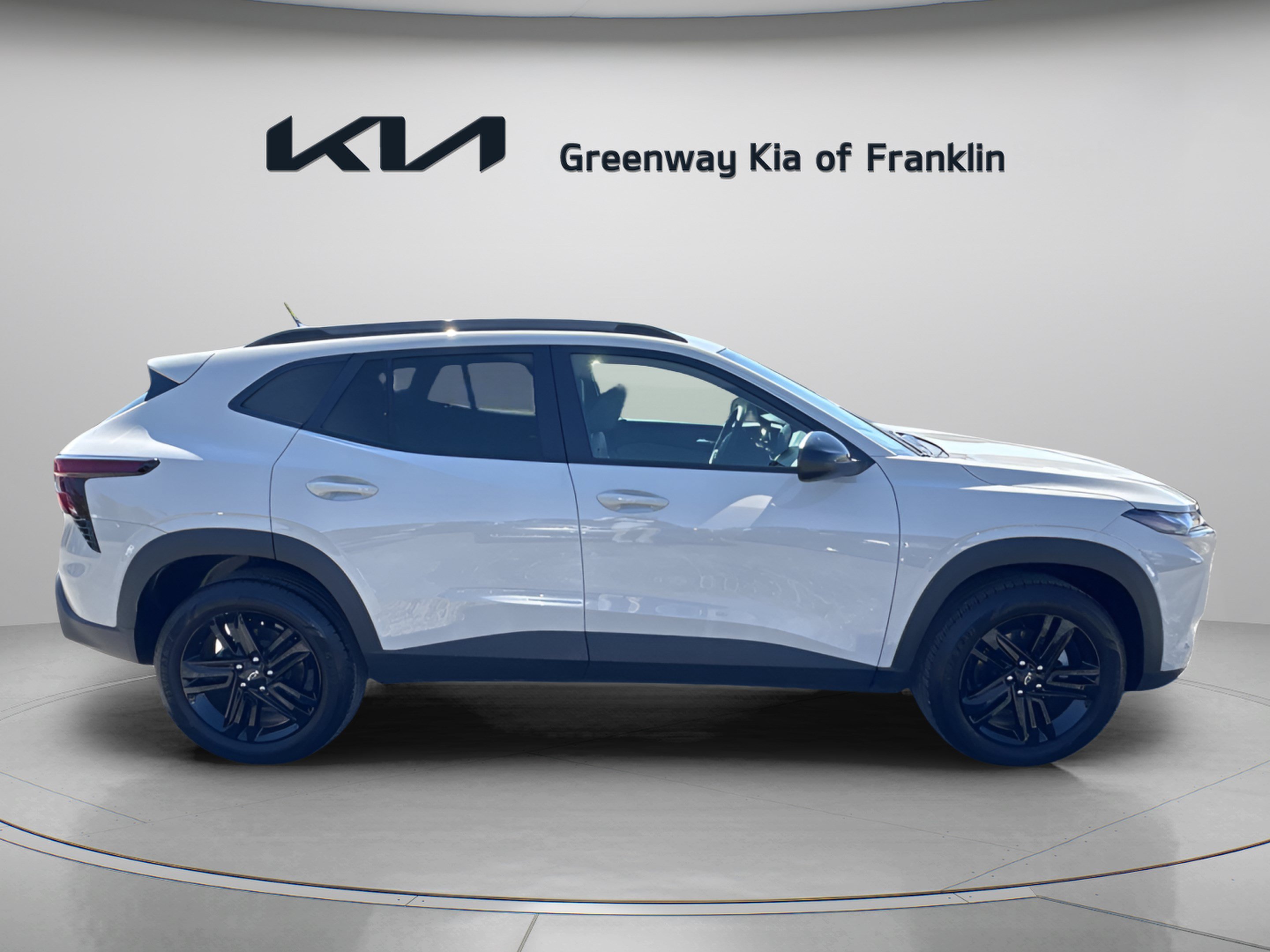 Used 2026 Chevrolet Trax ACTIV w/ Driver Confidence Package FWD image 8