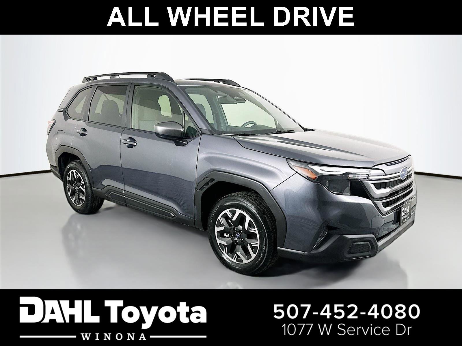 Used 2025 Subaru Forester Premium image 1