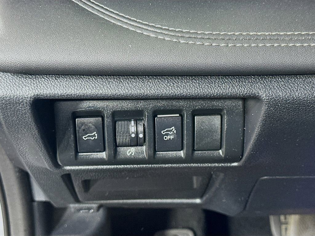 Used 2022 Subaru Outback Limited w/ Popular Package #2 image 21