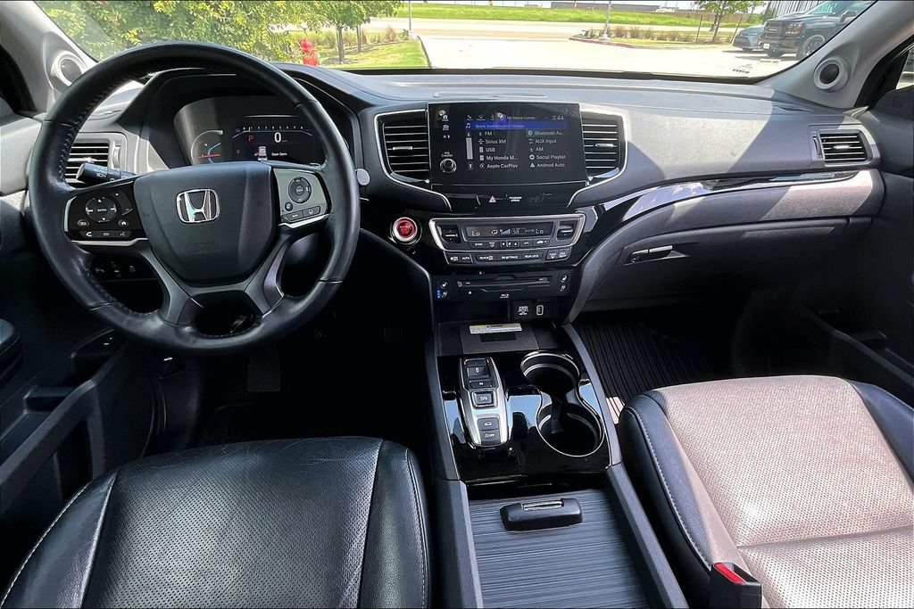Used 2019 Honda Pilot Elite image 18