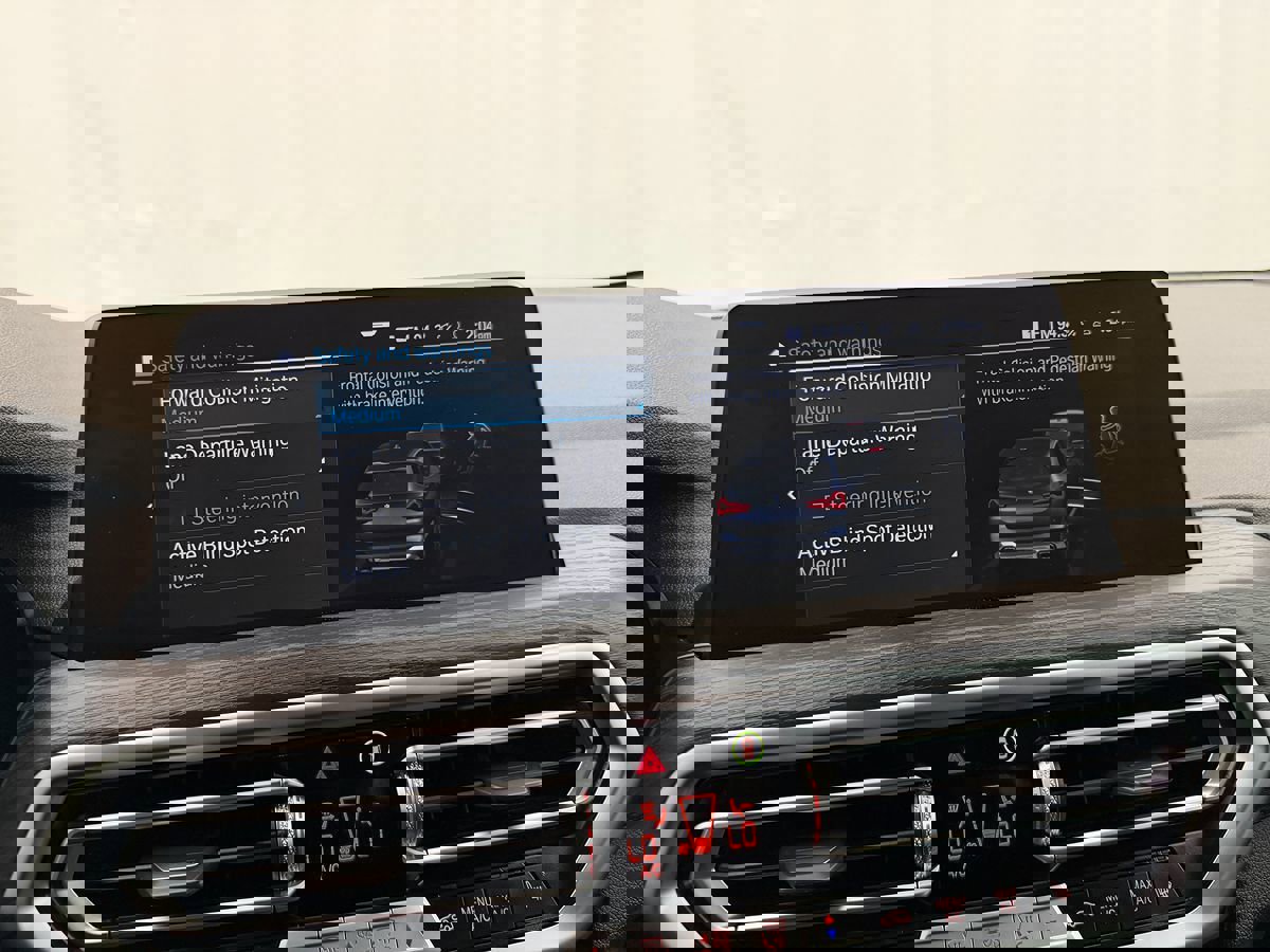 Used 2024 BMW X3 xDrive30i w/ Convenience Package image 19