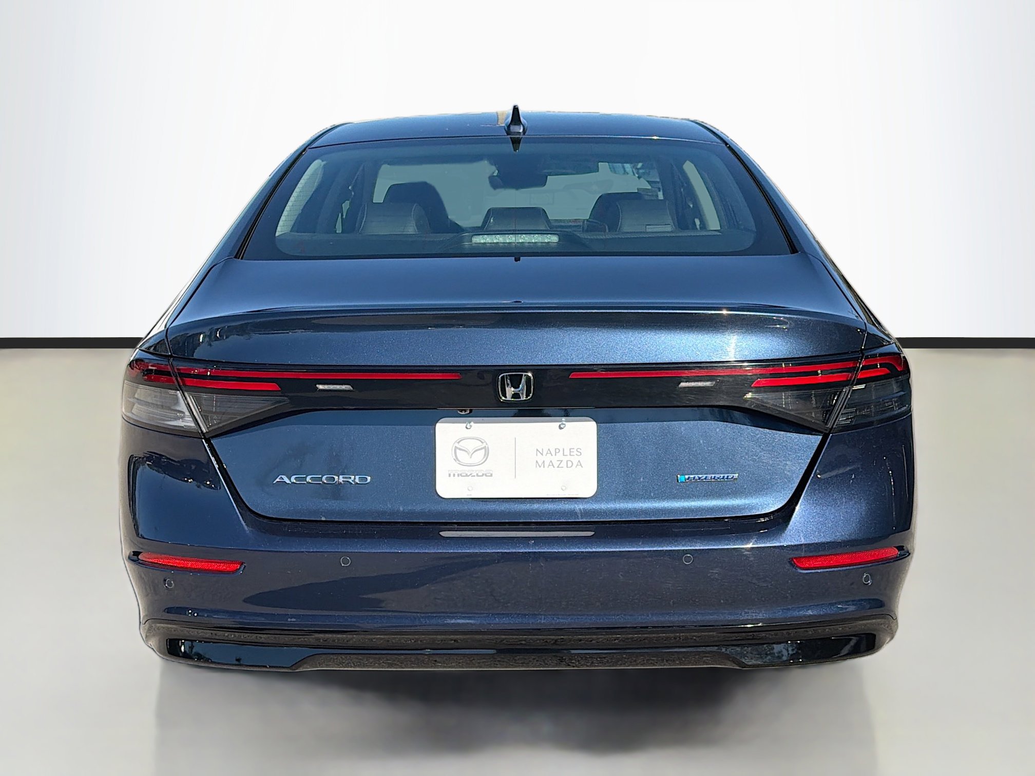 Used 2024 Honda Accord EX-L image 4
