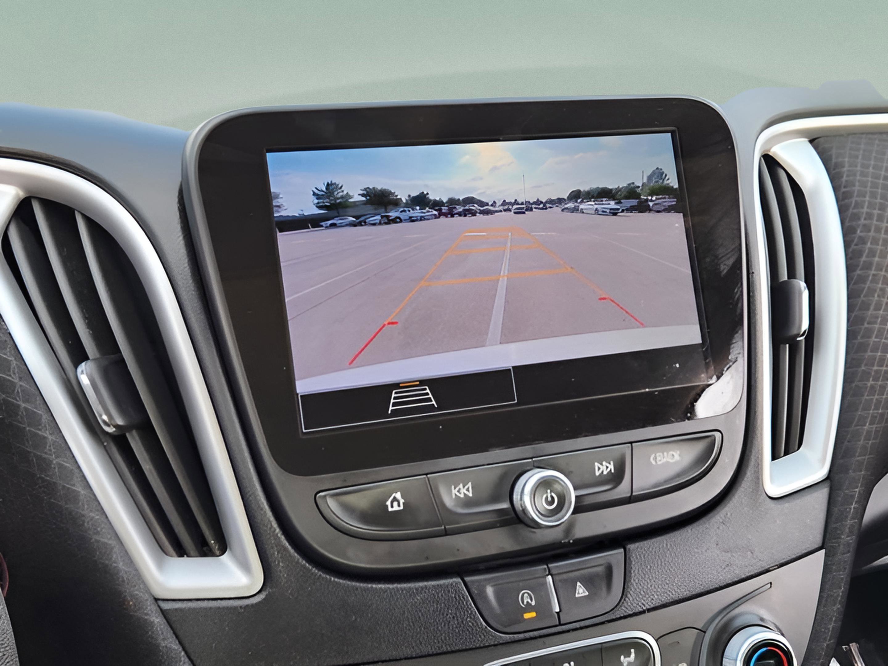 Used 2023 Chevrolet Malibu LT FWD image 13