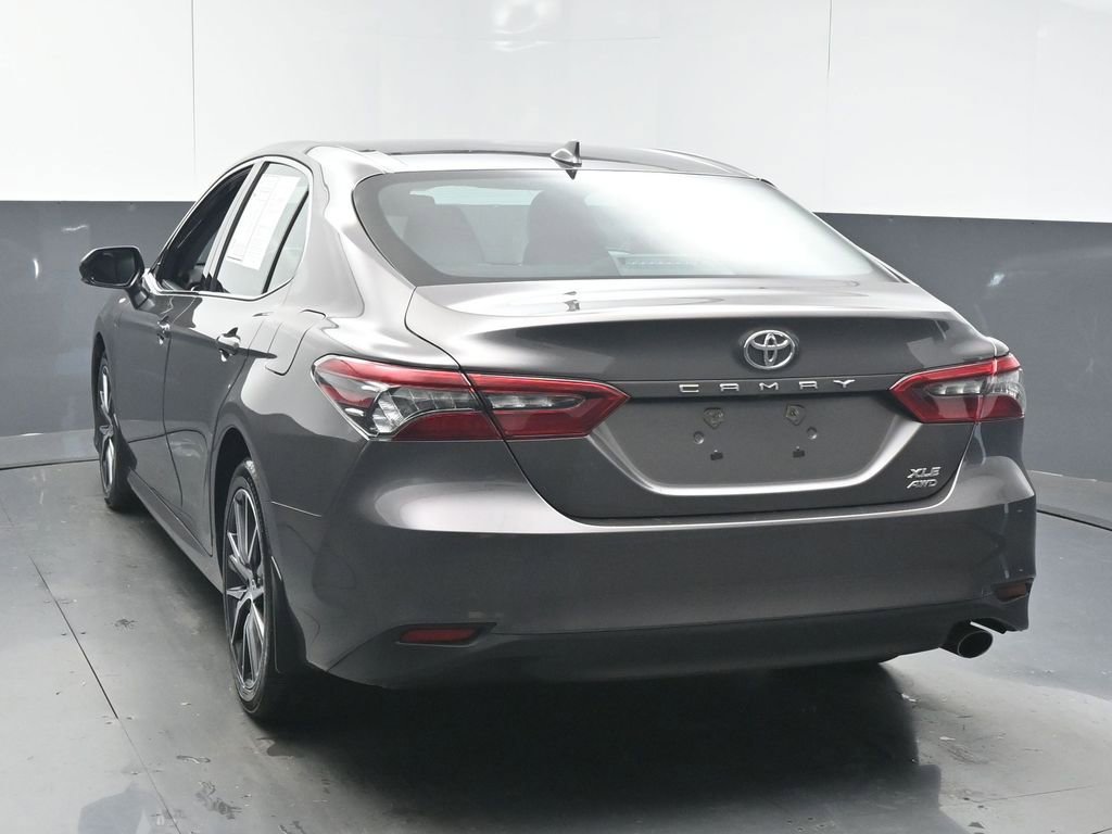 Used 2023 Toyota Camry XLE w/ Cold Weather Package image 6