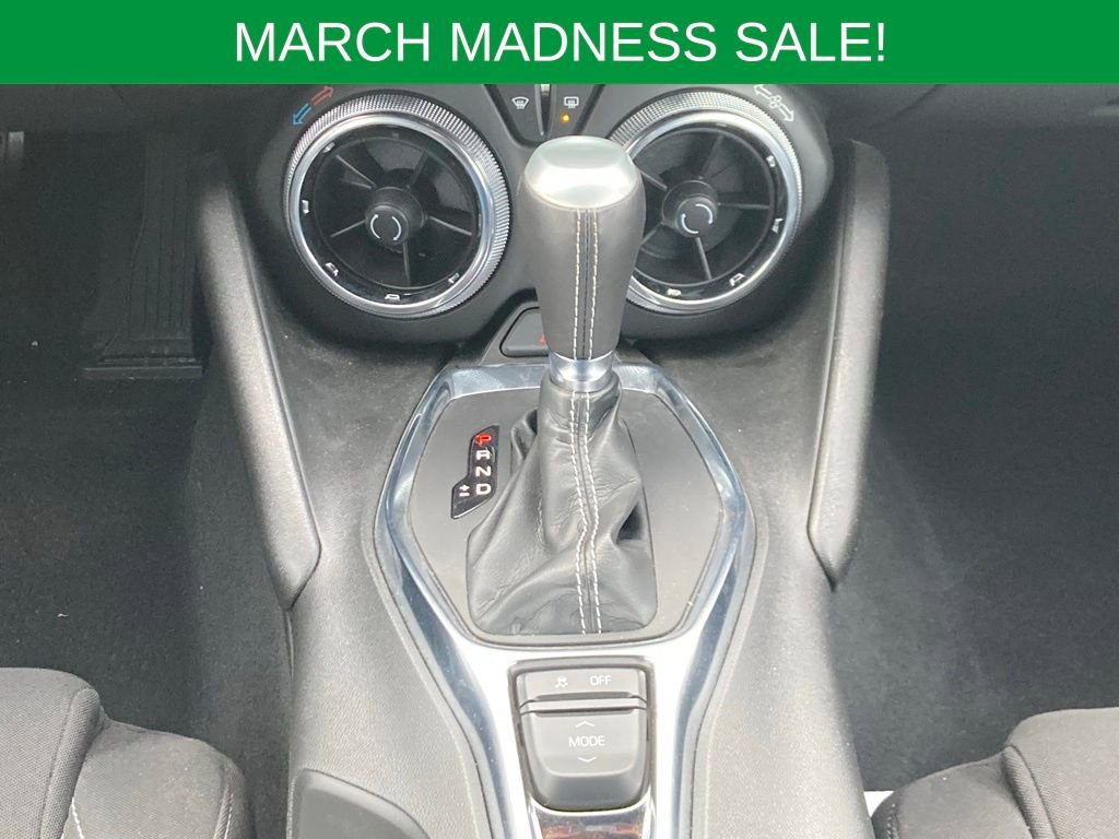 Used 2023 Chevrolet Camaro LT w/ Technology Package image 16