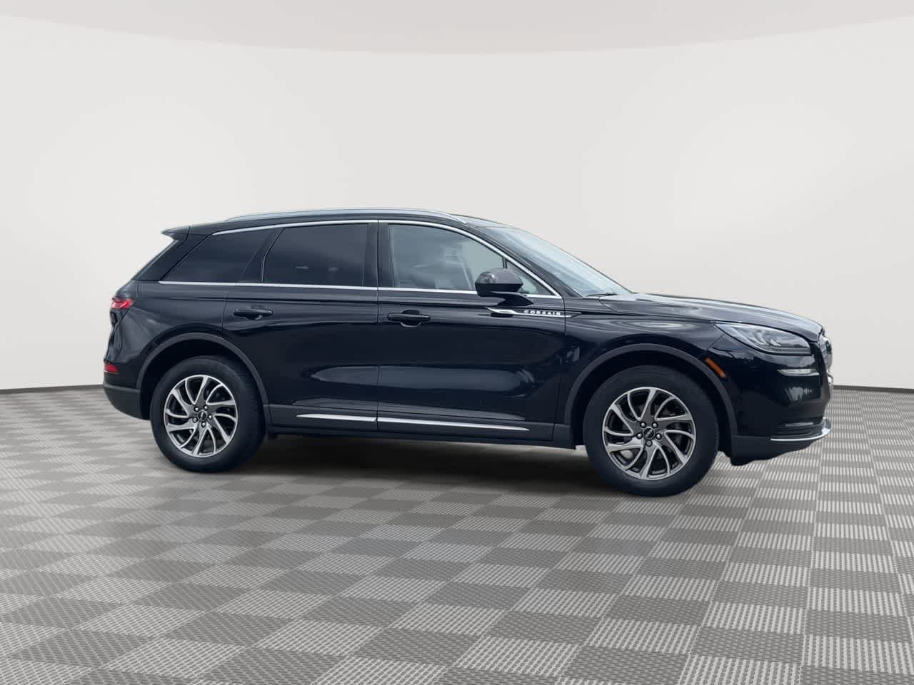 Used 2020 Lincoln Corsair AWD w/ Equipment Group 101A image 9