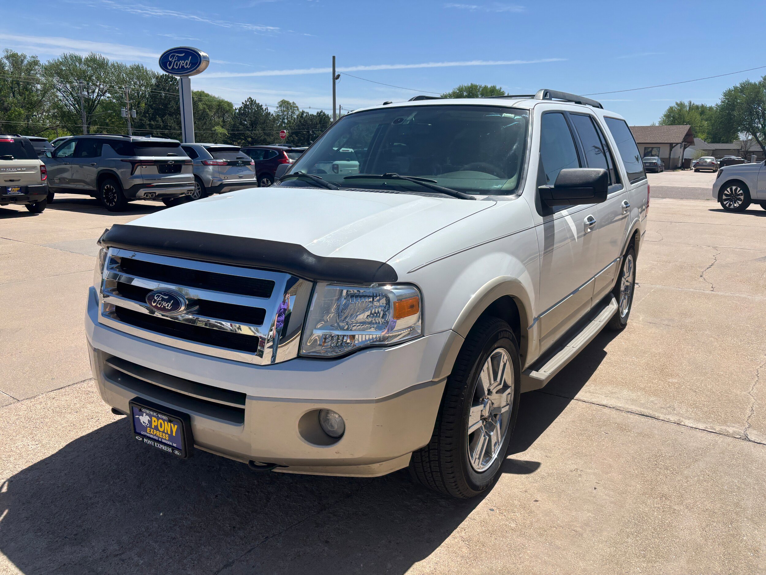 Used 2009 Ford Expedition Eddie Bauer AWD/4WD image 8