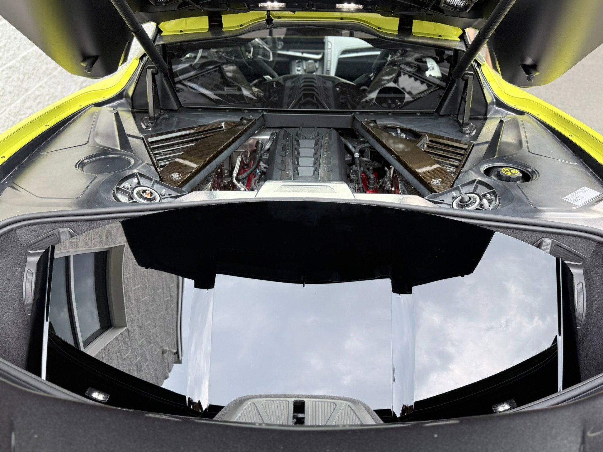 Used 2021 Chevrolet Corvette Stingray Premium Cpe w/ Z51 Performance Package RWD image 54