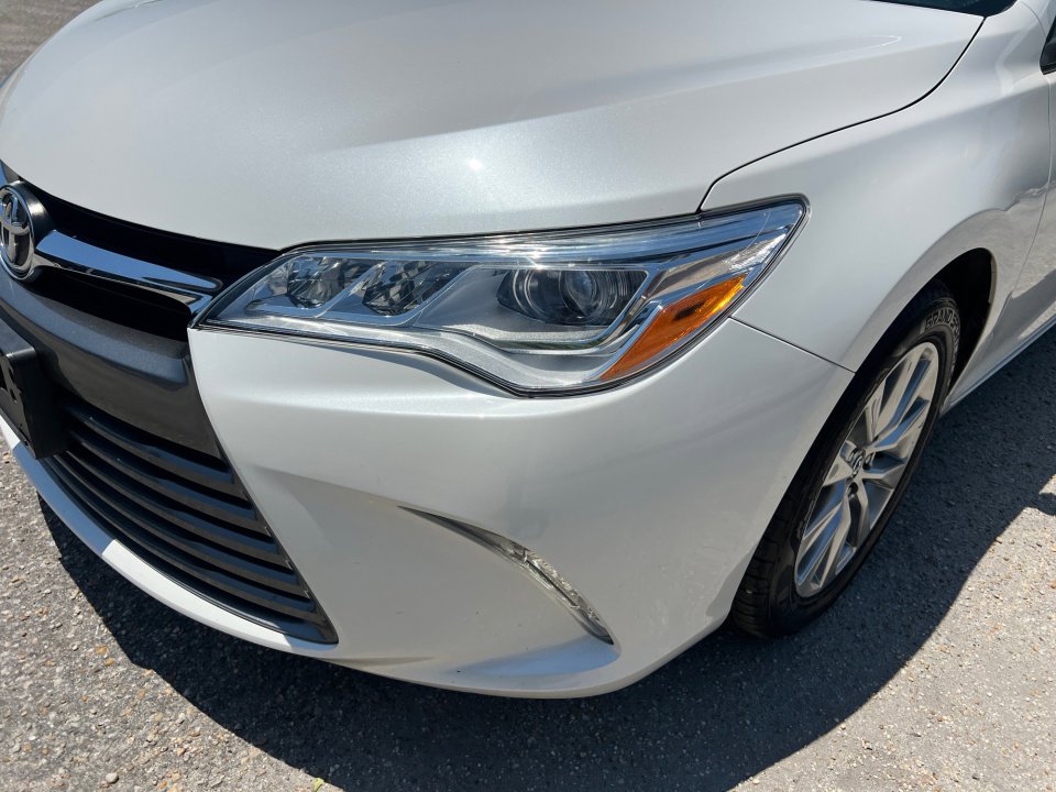 Used 2017 Toyota Camry XLE FWD image 26