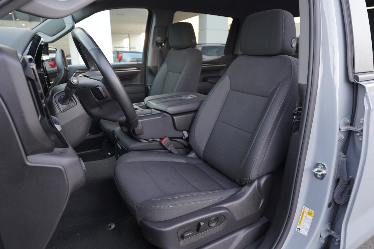 Certified 2024 Chevrolet Silverado 1500 LT AWD/4WD image 18