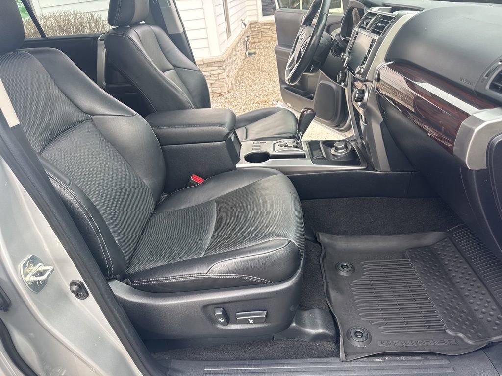 Used 2024 Toyota 4Runner Limited image 32