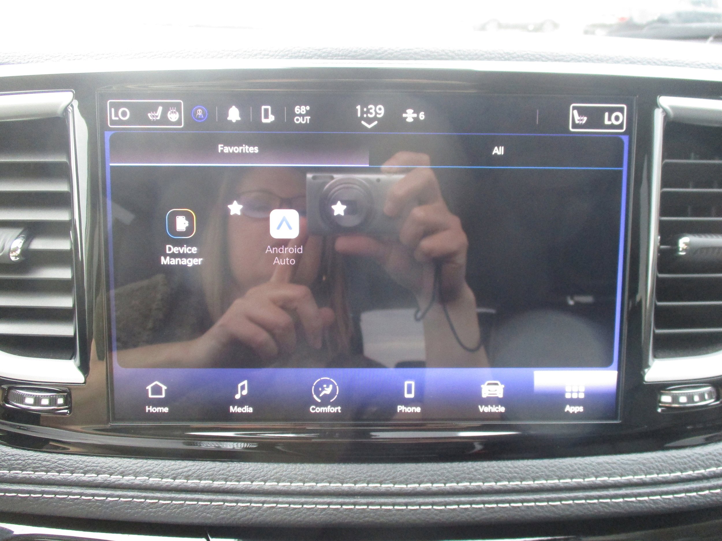 Used 2024 Chrysler Pacifica Touring-L w/ Road Tripper Package FWD image 26