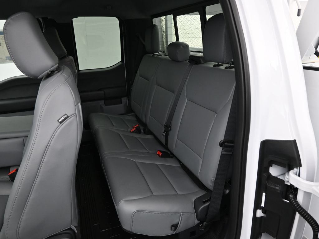 New 2026 Ford F350 XL w/ XL Chrome Package RWD image 20