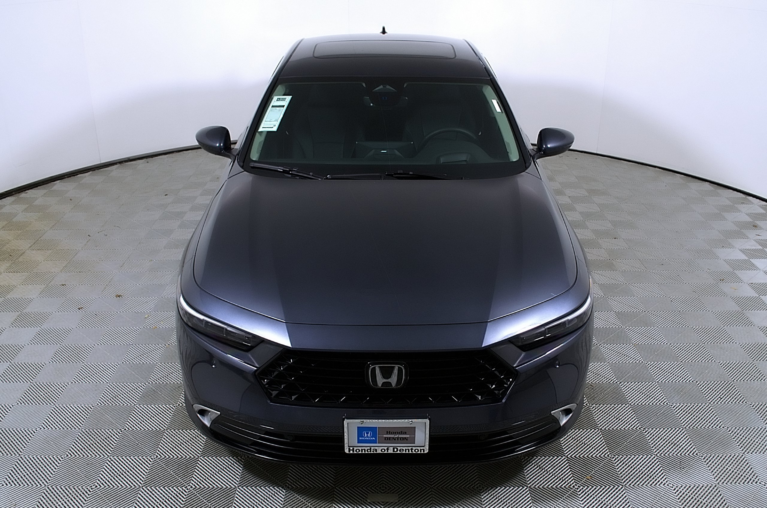 Used 2023 Honda Accord Touring image 4