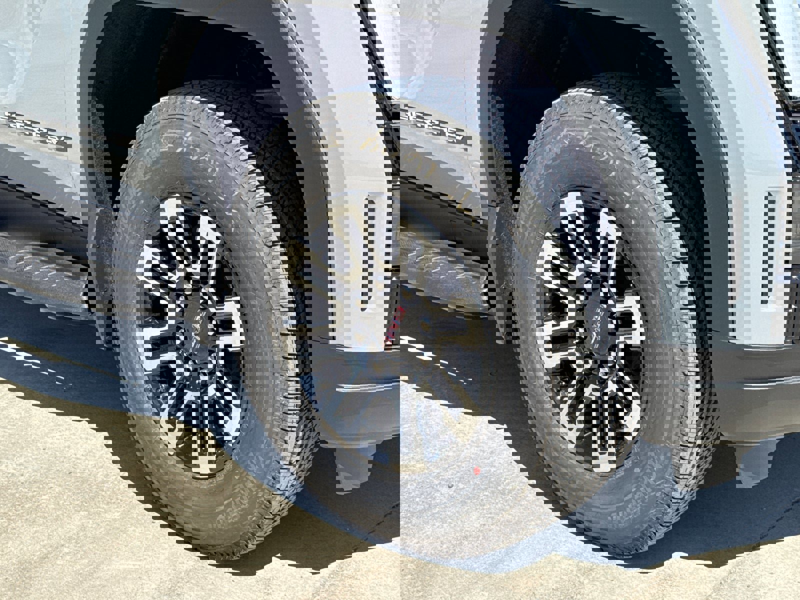 Used 2026 GMC Sierra EV Elevation image 6