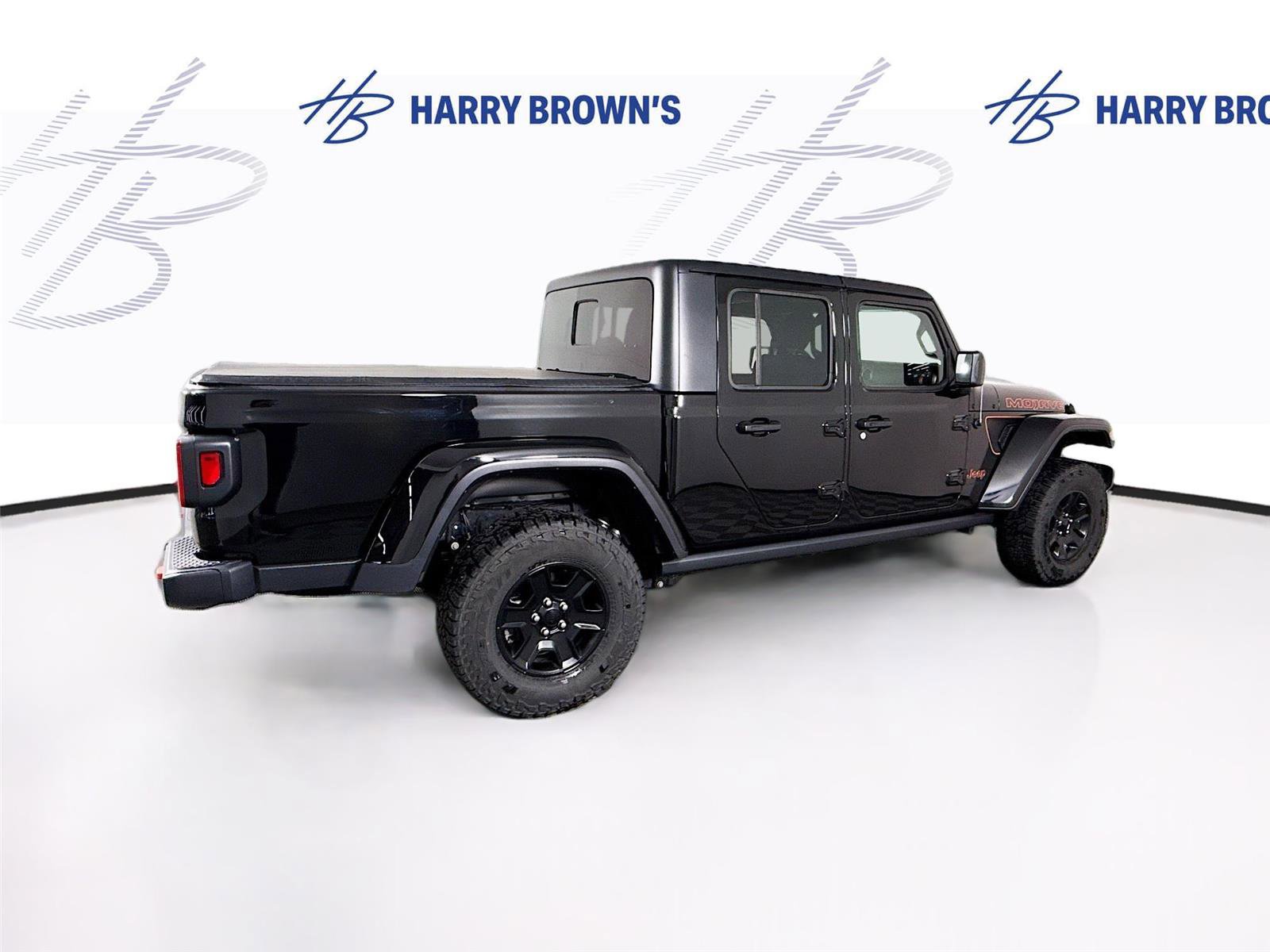 Used 2023 Jeep Gladiator Mojave w/ Cold Weather Group AWD/4WD image 31