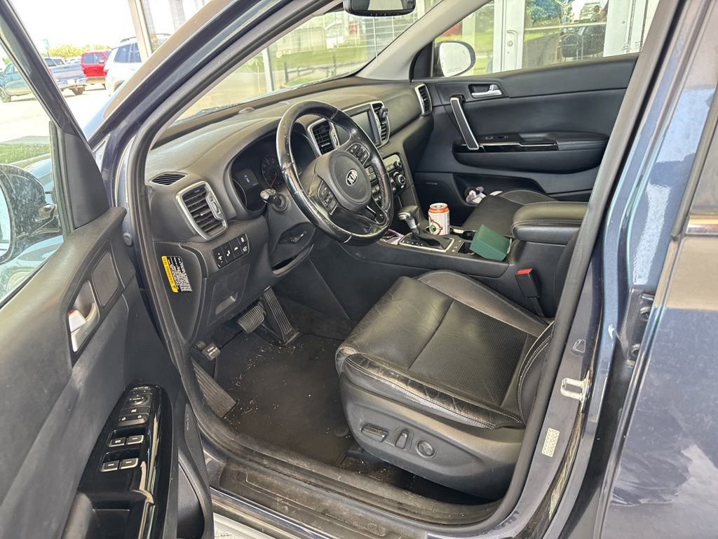 Used 2018 Kia Sportage EX w/ EX Technology Package FWD image 5