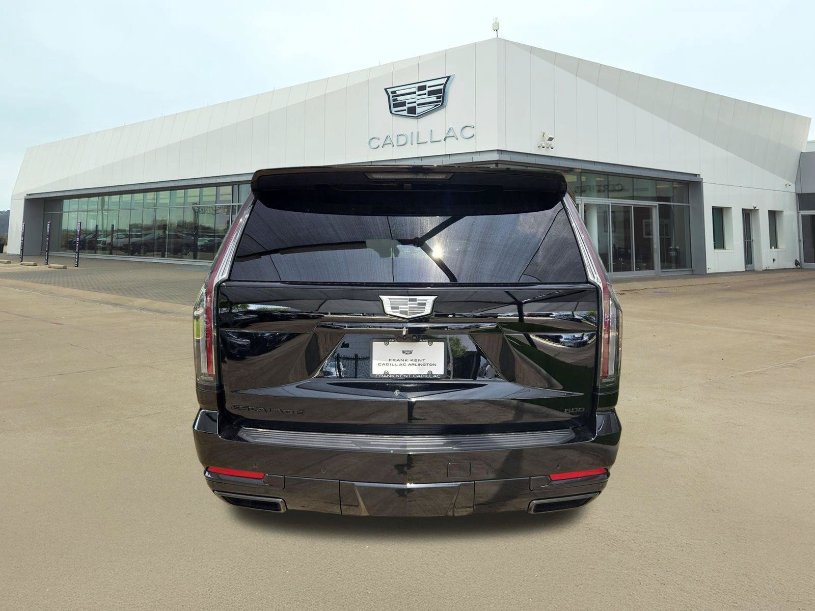 New 2026 Cadillac Escalade ESV Platinum Sport w/ LPO, ONYX Package AWD/4WD image 5