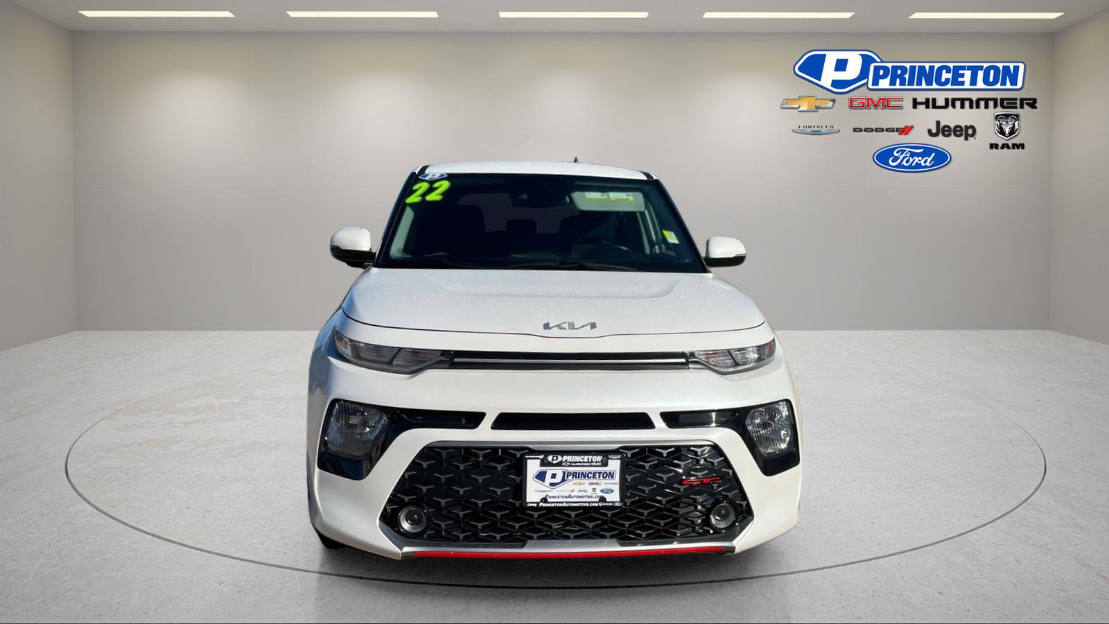 Used 2022 Kia Soul GT-Line FWD image 2
