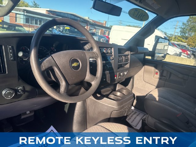 Used 2017 Chevrolet Express 3500 RWD image 12