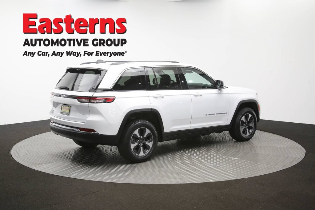 Used 2022 Jeep Grand Cherokee Limited 4xe w/ Luxury Tech Group II AWD/4WD image 45