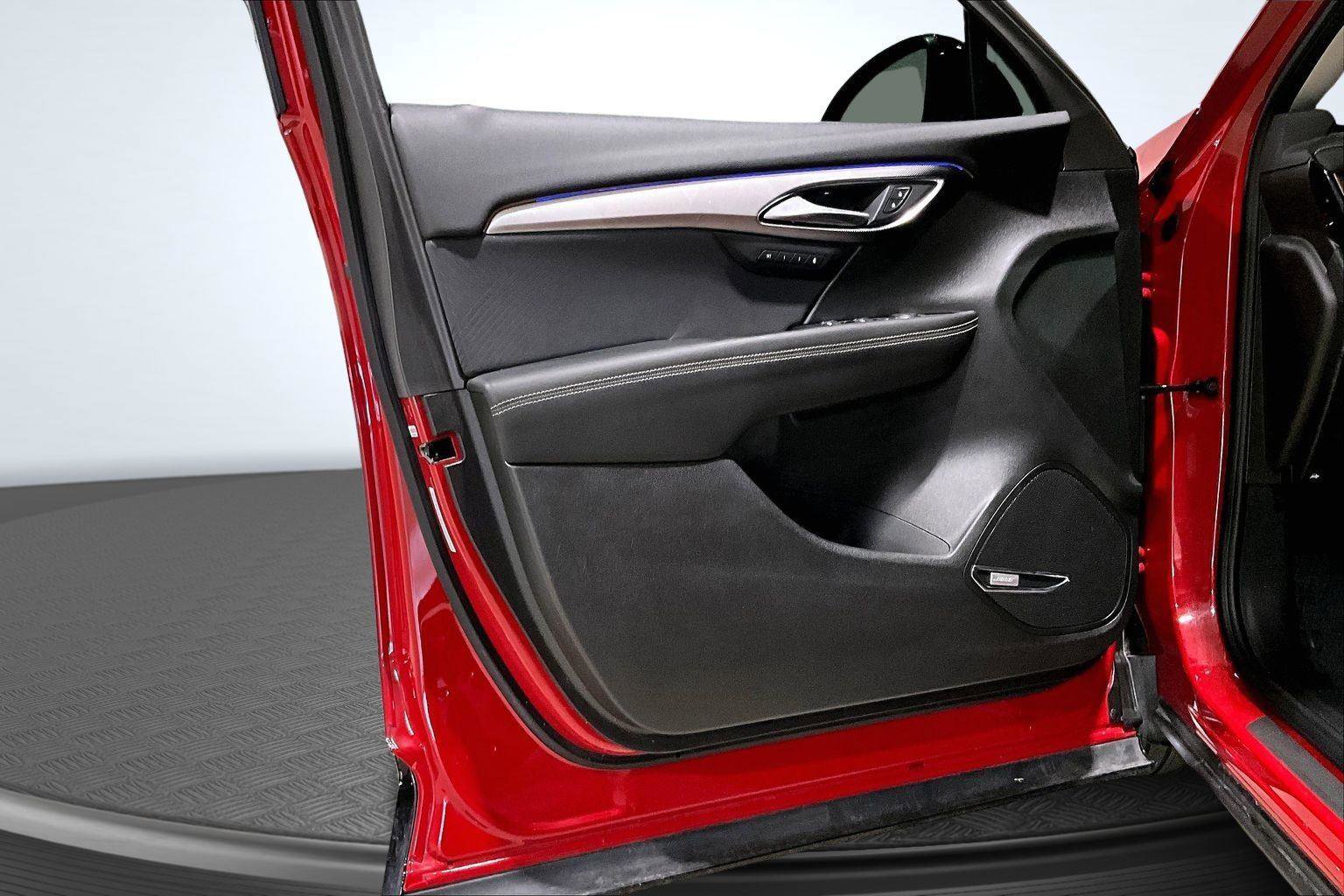 Certified 2025 Buick Envision Sport Touring image 23