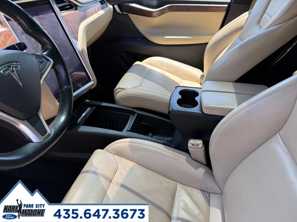 Used 2016 Tesla Model X 90D AWD/4WD image 22