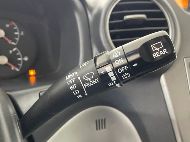 Used 2008 Kia Rondo LX w/ Convenience Pkg image 12