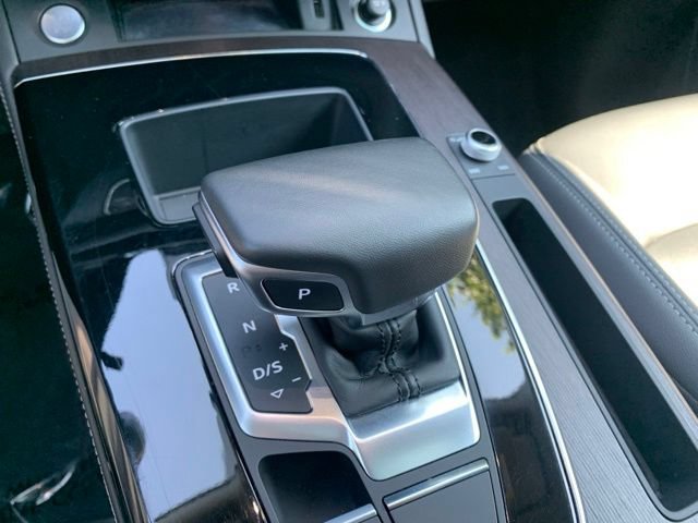 Used 2022 Audi Q5 2.0T Premium Plus AWD/4WD image 24