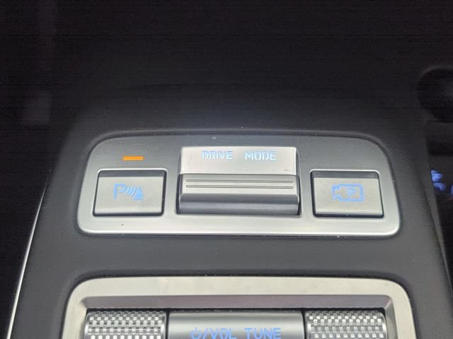 Used 2025 Genesis GV70 2.5T AWD/4WD image 23