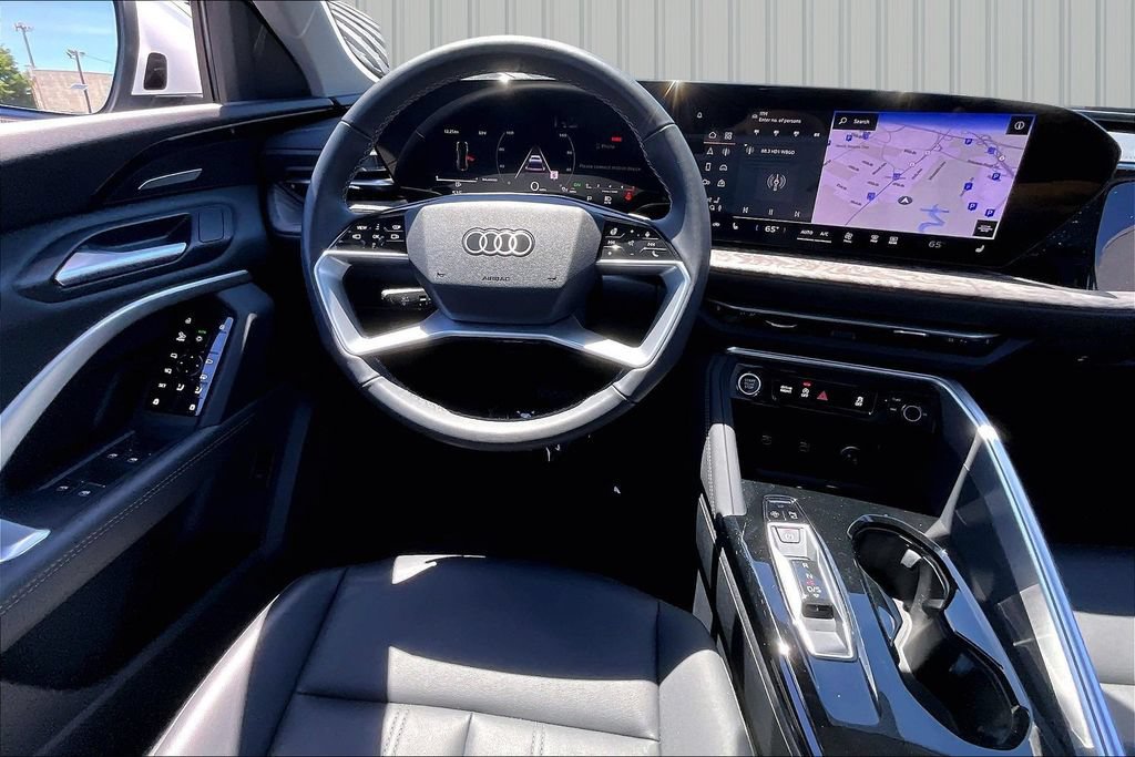 Used 2025 Audi Q5 Premium Plus w/ Premium Plus AWD/4WD image 8