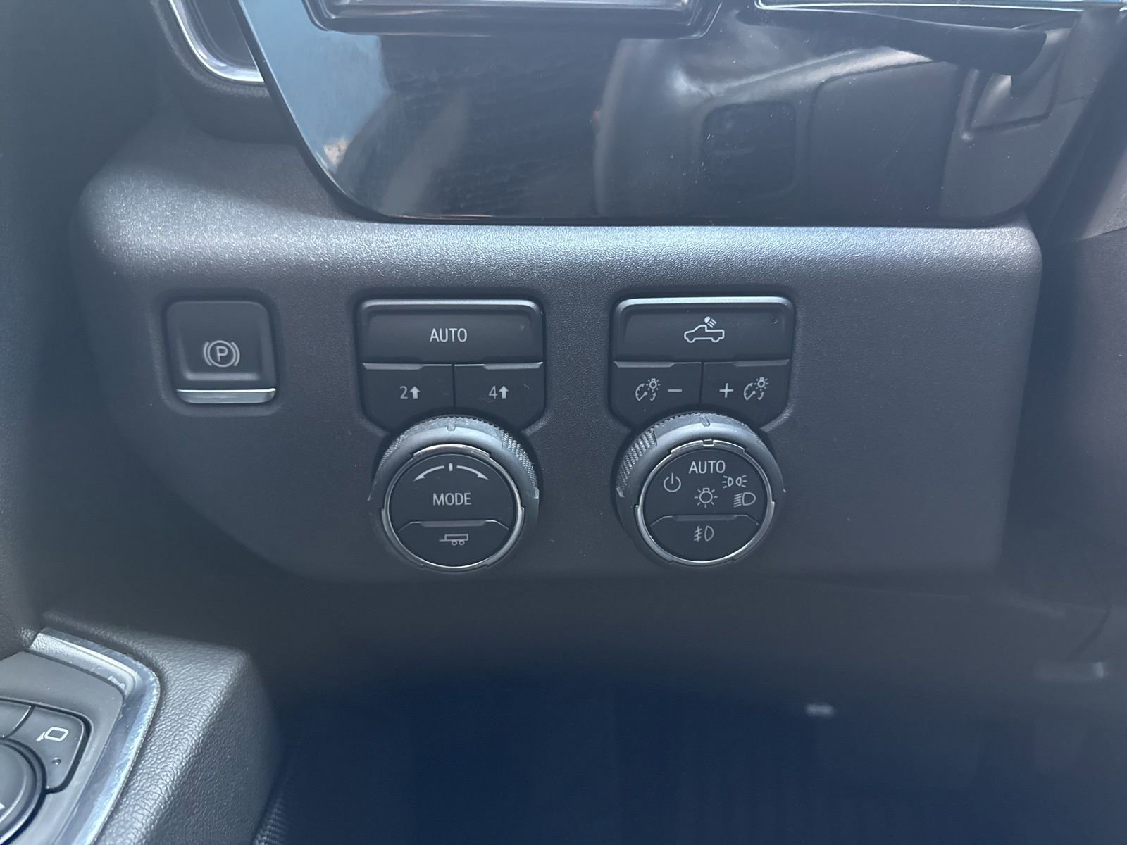 Used 2024 Chevrolet Silverado 1500 RST w/ LPO, Dark Essentials Package AWD/4WD image 35