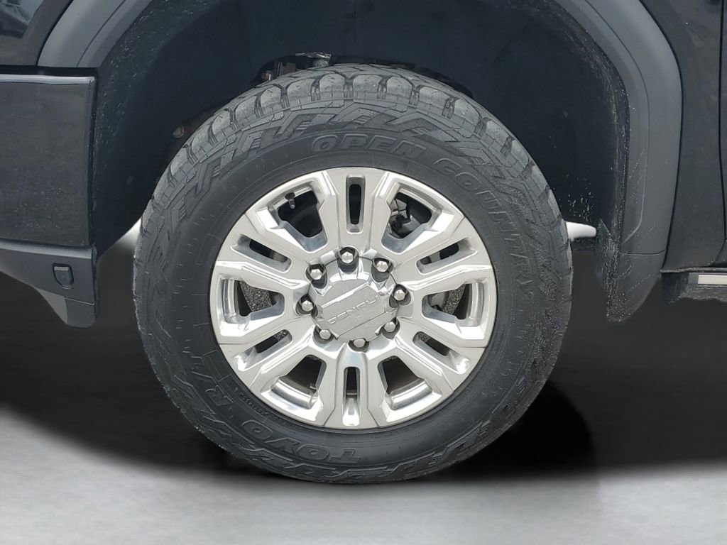 Used 2021 GMC Sierra 3500 Denali w/ Denali Ultimate Package image 18